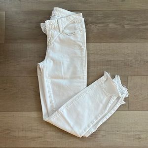 BN: Paige White Jeans Size 26
